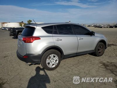 Trzecie zdjęcie samochodu z tyłu: 2015 TOYOTA RAV4 LE VIN:JTMZFREV6FD043810 - miniatura