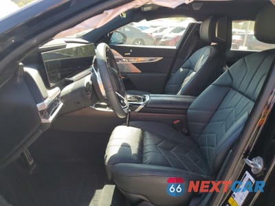 Zdjęcie 7 z 15 samochodu: 2023 BMW 760 XI VIN:WBA33EJ09PCM38862 - miniatura