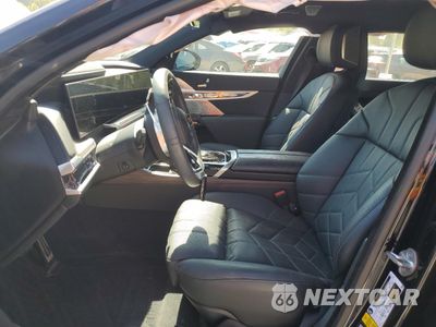 Zdjęcie 7 z 15 samochodu: 2023 BMW 760 XI VIN:WBA33EJ09PCM38862 - miniatura