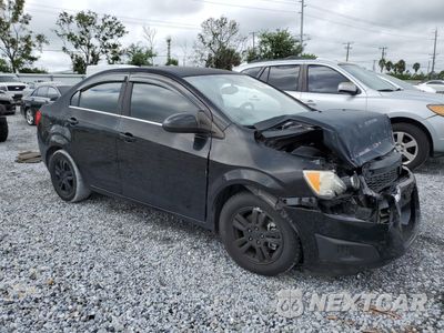 Czwarte zdjęcie samochodu z boku: 2012 CHEVROLET SONIC LT VIN:1G1JC5SH4C4156849 - miniatura