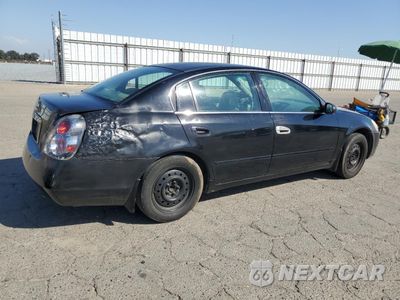 Trzecie zdjęcie samochodu z tyłu: 2005 NISSAN ALTIMA S VIN:1N4AL11DX5C141205 - miniatura