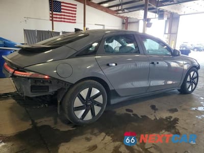 Trzecie zdjęcie samochodu z tyłu: 2024 HYUNDAI IONIQ 6 SE VIN:KMHM24AA4RA070453 - miniatura