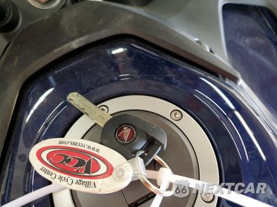 Zdjęcie 8 z 11 samochodu: 2025 HONDA NT1100 D VIN:JH2SC9044SK000685 - miniatura