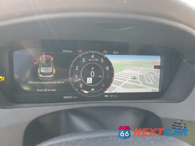 Zdjęcie 9 z 15 samochodu: 2019 JAGUAR F-PACE PRESTIGE VIN:SADCK2FX4KA368349 - miniatura