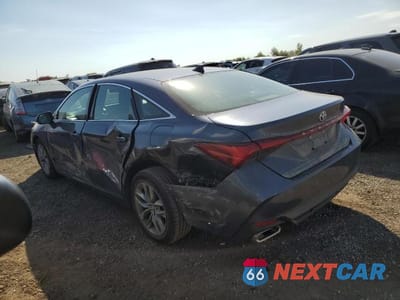 Drugie zdjęcie samochodu z przodu: 2019 TOYOTA AVALON XLE VIN:4T1BZ1FB2KU032940 - miniatura