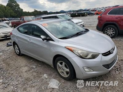 Czwarte zdjęcie samochodu z boku: 2013 HYUNDAI ELANTRA GLS VIN:KMHDH4AE9DU572836 - miniatura