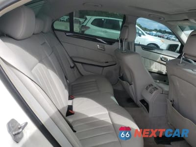 Zdjęcie 10 z 12 samochodu: 2014 MERCEDES-BENZ E 350 VIN:WDDHF5KB3EA805611 - miniatura