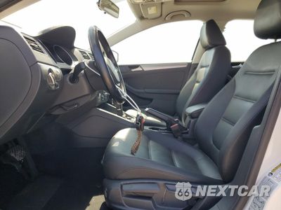 Zdjęcie 7 z 15 samochodu: 2017 VOLKSWAGEN JETTA SE VIN:3VWDB7AJXHM386279 - miniatura