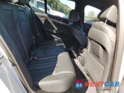 Zdjęcie 10 z 12 samochodu: 2023 BMW 530 XI VIN:WBA13BJ08PWY13404 - miniatura