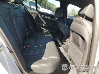 Zdjęcie 10 z 12 samochodu: 2023 BMW 530 XI VIN:WBA13BJ08PWY13404 - miniatura