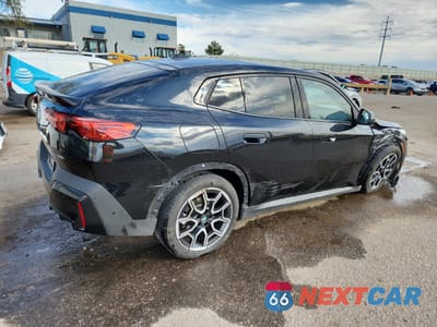 Trzecie zdjęcie samochodu z tyłu: 2025 BMW X2 XDRIVE28I VIN:WBX63GM06S5277474 - miniatura