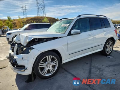 2015 MERCEDES-BENZ GLK 350 WDCGG5HBXFG437382 - główne zdjęcie licytacji z USA - miniatura
