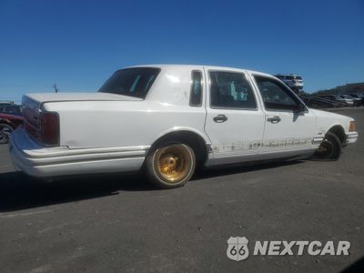 Trzecie zdjęcie samochodu z tyłu: 1994 LINCOLN TOWN CAR EXECUTIVE VIN:1LNLM81W2RY774196 - miniatura