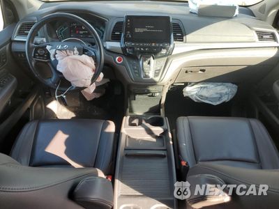 Zdjęcie 8 z 16 samochodu: 2019 HONDA ODYSSEY TOURING VIN:5FNRL6H89KB046961 - miniatura