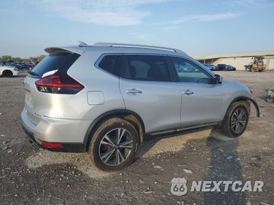 Trzecie zdjęcie samochodu z tyłu: 2018 NISSAN ROGUE S VIN:5N1AT2MV2JC801683 - miniatura