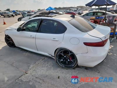 Drugie zdjęcie samochodu z przodu: 2017 ALFA ROMEO GIULIA TI VIN:ZARFAECN9H7548860 - miniatura