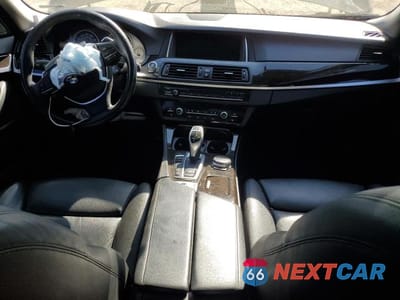 Zdjęcie 8 z 13 samochodu: 2016 BMW 535 XI VIN:WBA5B3C56GG253363 - miniatura