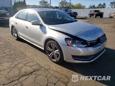 Czwarte zdjęcie samochodu z boku: 2014 VOLKSWAGEN PASSAT SE VIN:1VWBN7A32EC001701 - miniatura
