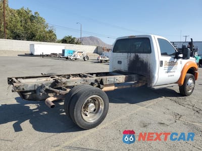 Trzecie zdjęcie samochodu z tyłu: 2013 FORD F450 SUPER DUTY VIN:1FDTF4GY1DEA81559 - miniatura