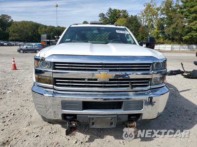 Piąte zdjęcie samochodu w środku: 2016 CHEVROLET SILVERADO K3500 VIN:1GB3KYCG8GZ391715 - miniatura