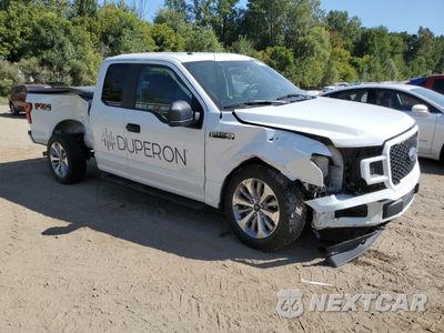 Czwarte zdjęcie samochodu z boku: 2018 FORD F150 SUPER CAB VIN:1FTFX1E59JFE66864 - miniatura