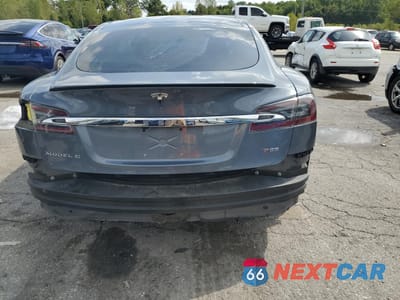 Zdjęcie 6 z 14 samochodu: 2013 TESLA MODEL S VIN:5YJSA1CPXDFP07277 - miniatura