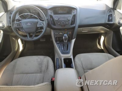 Zdjęcie 8 z 13 samochodu: 2018 FORD FOCUS SE VIN:1FADP3F22JL214422 - miniatura