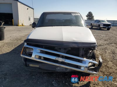 Piąte zdjęcie samochodu w środku: 1996 CHEVROLET S TRUCK S10 VIN:1GCCS14X3TK142940 - miniatura