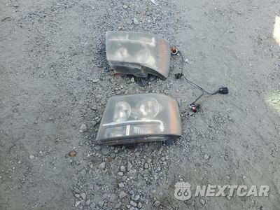 Zdjęcie 13 z 16 samochodu: 2010 CHEVROLET TAHOE C1500 LT VIN:1GNMCBE31AR210439 - miniatura