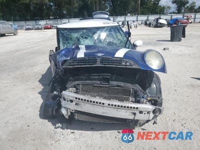 Piąte zdjęcie samochodu w środku: 2003 MINI COOPER VIN:WMWRC33483TC47915 - miniatura