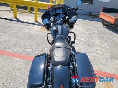 Zdjęcie 6 z 9 samochodu: 2018 HARLEY-DAVIDSON FLTRXS ROAD GLIDE SPECIAL VIN:1HD1KTC1XJB614613 - miniatura