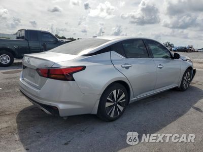 Trzecie zdjęcie samochodu z tyłu: 2021 NISSAN ALTIMA SL VIN:1N4BL4EV5MN422114 - miniatura