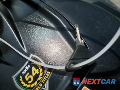 Zdjęcie 8 z 10 samochodu: 2020 APRILIA SHIVER 900 VIN:ZD4KHU012LS000113 - miniatura