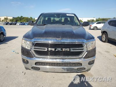 Piąte zdjęcie samochodu w środku: 2019 RAM 1500 BIG HORN/LONE STAR VIN:1C6SRFBT0KN915887 - miniatura