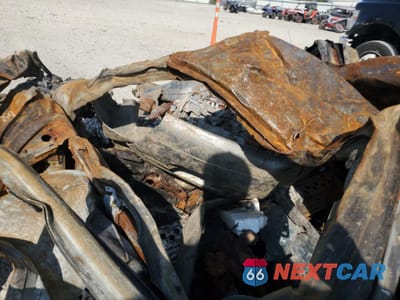 Zdjęcie 8 z 11 samochodu: 2001 CHRYSLER PT CRUISER VIN:3C4FY4BB11T583773 - miniatura