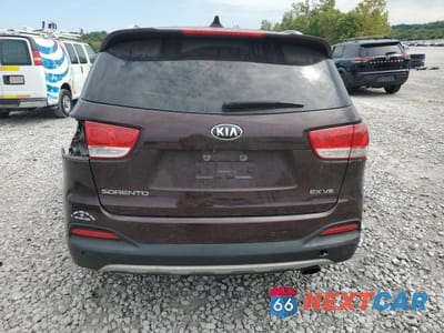 Zdjęcie 6 z 13 samochodu: 2016 KIA SORENTO EX VIN:5XYPH4A51GG019802 - miniatura