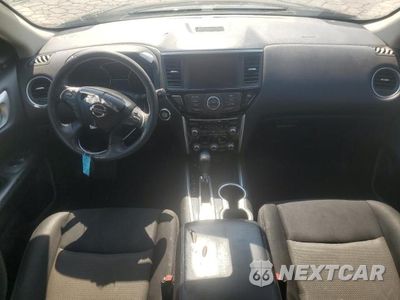 Zdjęcie 8 z 13 samochodu: 2019 NISSAN PATHFINDER S VIN:5N1DR2MN3KC623957 - miniatura