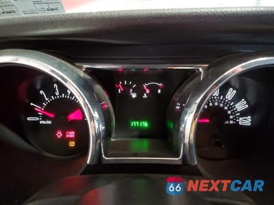 Zdjęcie 9 z 13 samochodu: 2009 FORD MUSTANG VIN:1ZVHT80N995121689 - miniatura