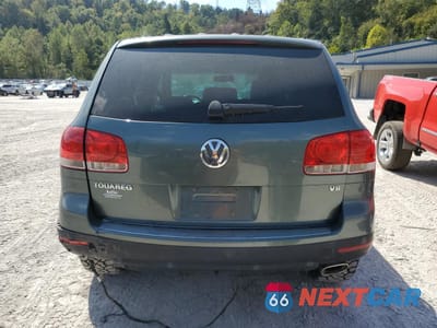 Zdjęcie 6 z 13 samochodu: 2004 VOLKSWAGEN TOUAREG 4.2 VIN:WVGEM77L84D046978 - miniatura