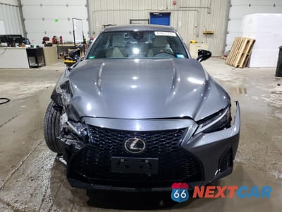 Piąte zdjęcie samochodu w środku: 2024 LEXUS IS 500 F SPORT VIN:JTHAP1D2XR5006078 - miniatura