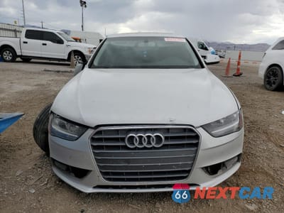 Piąte zdjęcie samochodu w środku: 2014 AUDI A4 PREMIUM VIN:WAUAFAFLXEN025389 - miniatura