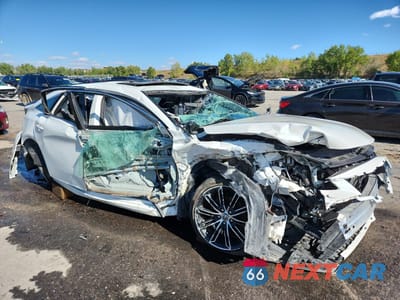 Czwarte zdjęcie samochodu z boku: 2020 TOYOTA AVALON TOURING VIN:4T1HZ1FB7LU055545 - miniatura