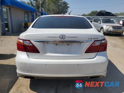 Zdjęcie 6 z 12 samochodu: 2012 LEXUS LS 460 VIN:JTHBL5EF3C5112260 - miniatura