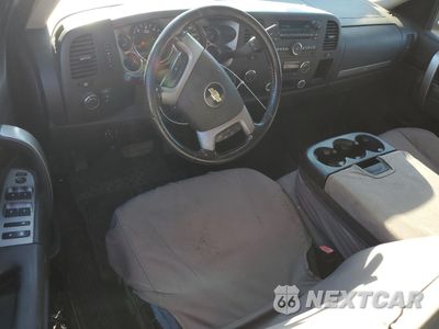 Zdjęcie 8 z 12 samochodu: 2011 CHEVROLET SILVERADO K2500 HEAVY DUTY LT VIN:1GC2KXCG9BZ225214 - miniatura