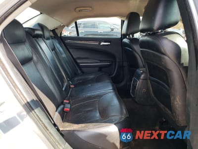 Zdjęcie 10 z 14 samochodu: 2018 CHRYSLER 300 LIMITED VIN:2C3CCAEG5JH159534 - miniatura