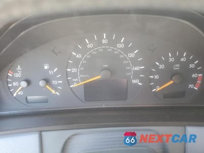 Zdjęcie 9 z 12 samochodu: 2001 MERCEDES-BENZ E 430 VIN:WDBJF70J61B188595 - miniatura