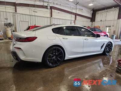 Trzecie zdjęcie samochodu z tyłu: 2020 BMW M850XI VIN:WBAGV8C03LBP48872 - miniatura