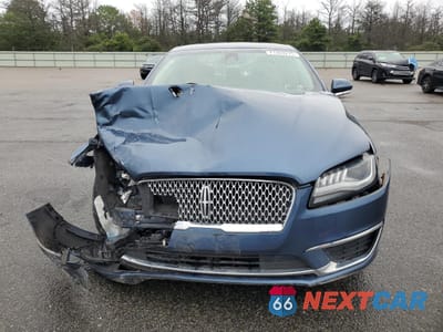 Piąte zdjęcie samochodu w środku: 2019 LINCOLN MKZ VIN:3LN6L5B9XKR617088 - miniatura