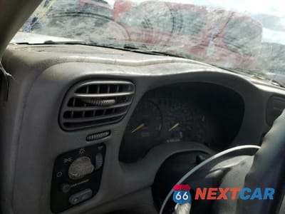 Zdjęcie 9 z 12 samochodu: 2000 OLDSMOBILE BRAVADA VIN:1GHDT13W8Y2229356 - miniatura