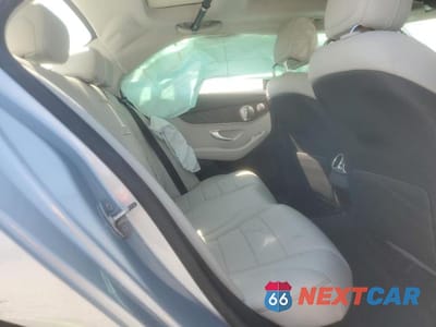 Zdjęcie 10 z 12 samochodu: 2018 MERCEDES-BENZ C 300 4MATIC VIN:55SWF4KB4JU262684 - miniatura